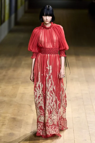 Look 68